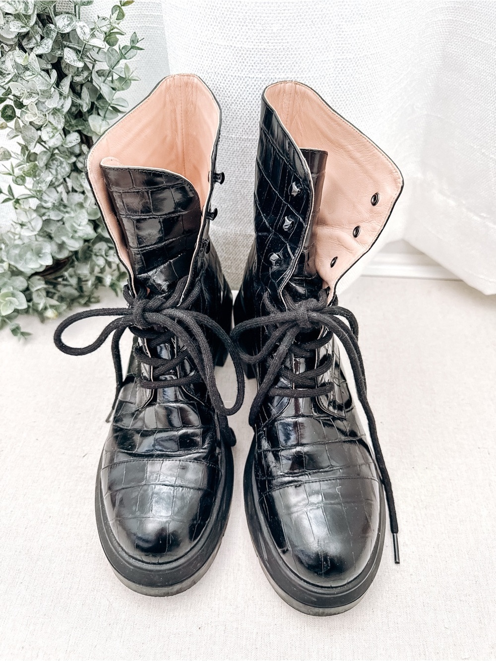 Stuart Weitzman Black Croc Embossed Leather Combat Boots Size 9